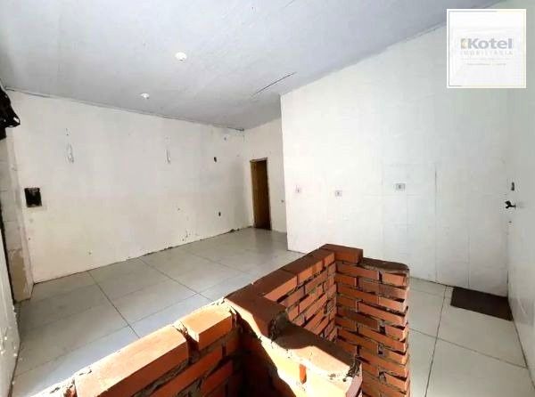 Loja comercial no Menino Deus