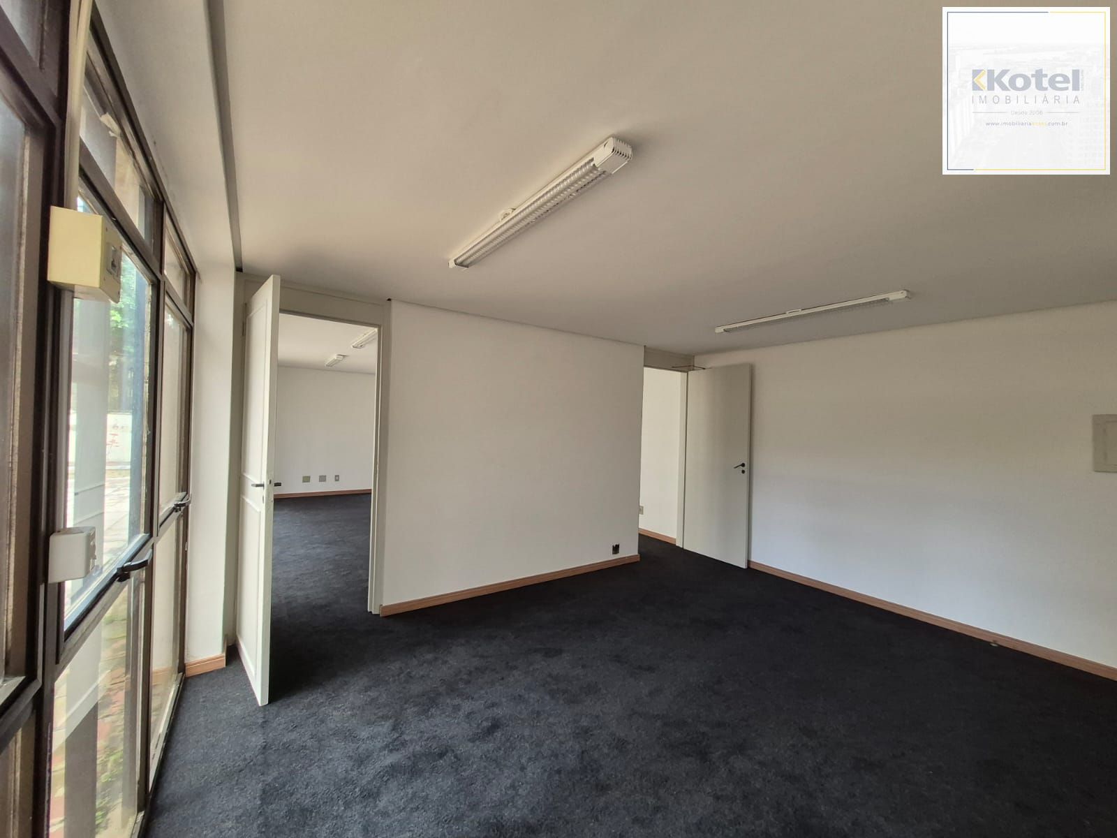 Conjunto Comercial 2 quartos à venda, 50m², Moinhos de Vento - Porto Alegre