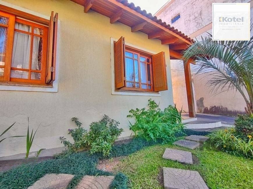 Casa de 3 dormitórios, bairro São Sebastião — foto 3