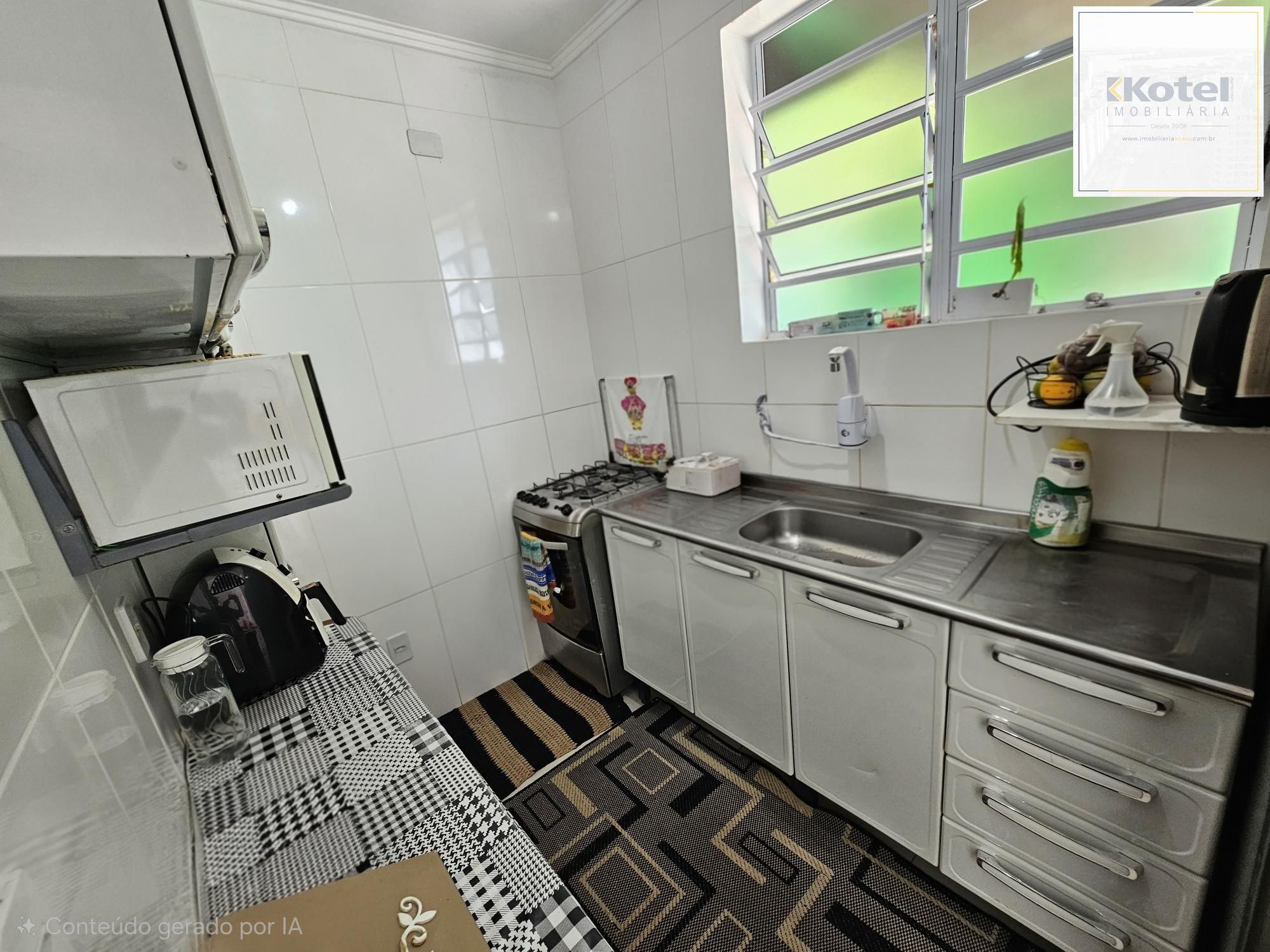 Casa 3 dormitórios e edícula com churrasqueira no bairro Medianeira ! — foto 4