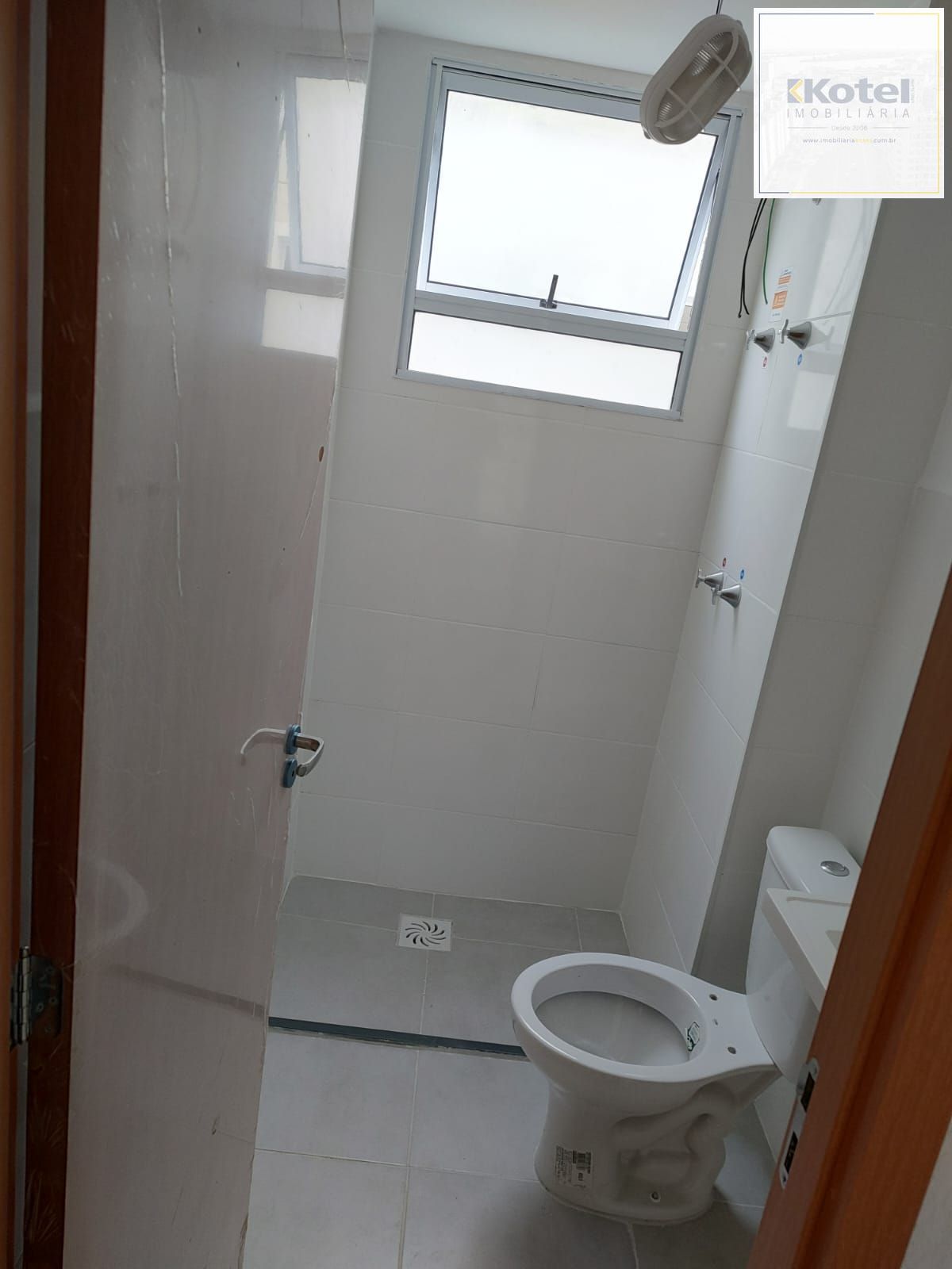 Apartamento 02 dormitórios com estacionamento rotativo no Bairro Restinga — foto 4