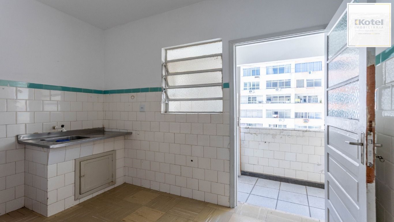Apartamento de 3 dormitórios com 88 metros privativos e elevador no Centro