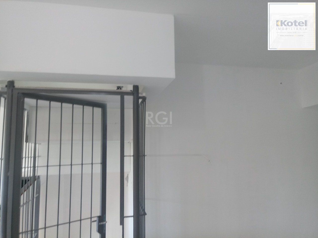 Loja para Venda - 39m², 0 dormitórios, Jardim São Pedro, Porto Alegre — foto 4