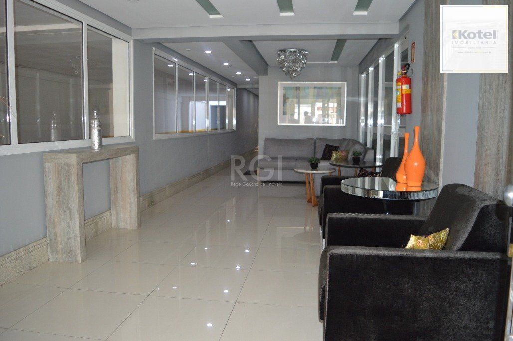 1 Dormitório c/garden, suíte, lavabo, churrasqueira e 1 Box, próximo ao Fórum.