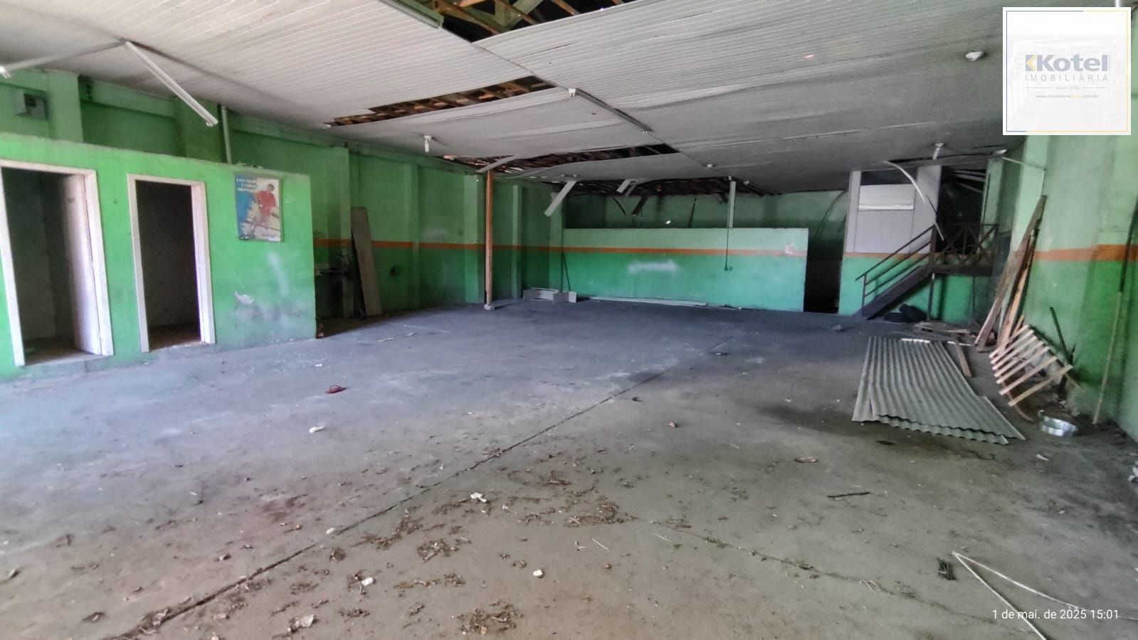 Galpão na Av. Doutor Campos Velho. Ótimo ponto comercial. — foto 3
