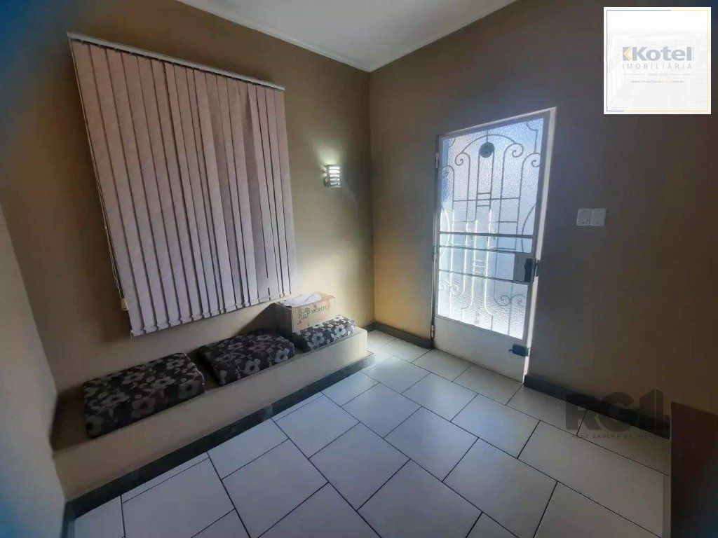 Casa de 3 dormitórios, no bairro Glória — foto 3