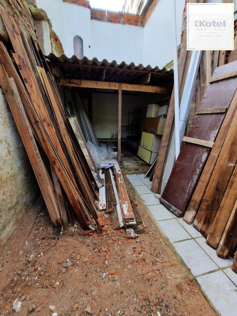 Casa 2 quartos à venda, 90m², Menino Deus - Porto Alegre