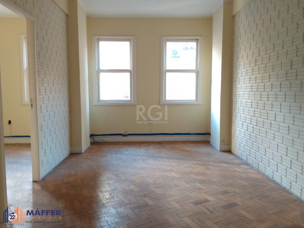 Conjunto/Sala para Venda - 123.42m², 0 dormitórios, Centro