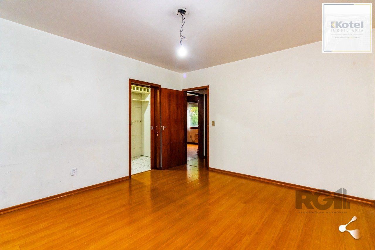Apartamento com 2 dormitórios e 1 vaga de garagem escriturada bairro Rio Branco