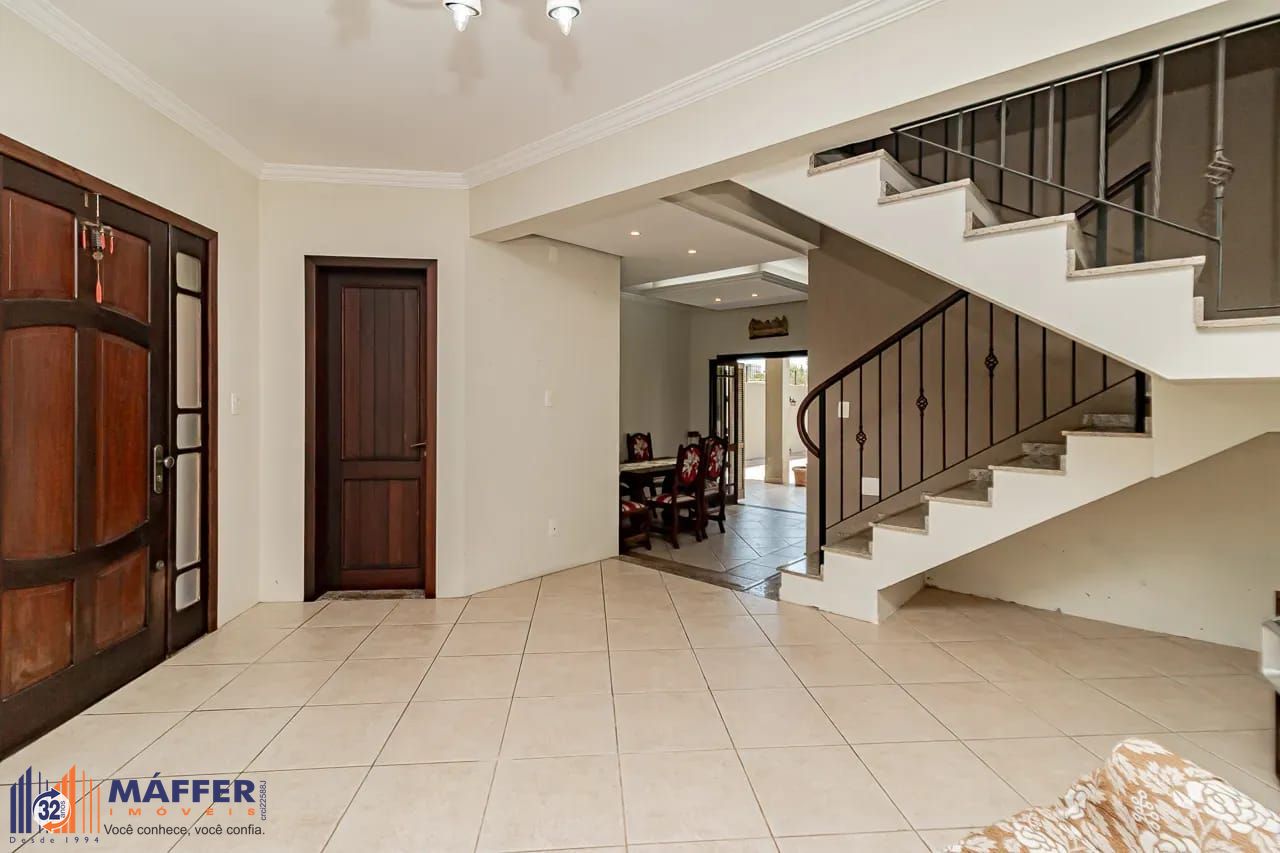 Casa, 4 quartos, 257 m² - Foto 1