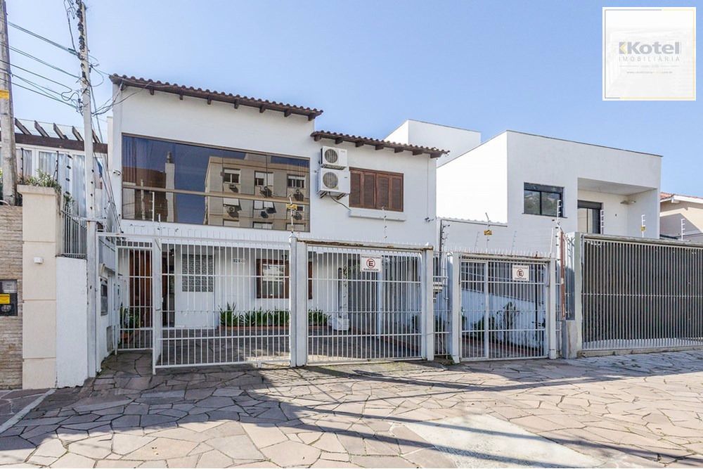 Casa com 4 quartos, 7 vagas e pátio no Bairro Higienópolis — foto 4