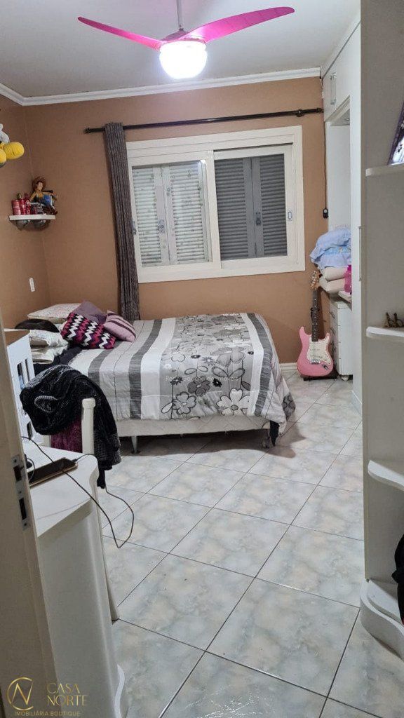 Casa à venda com 3 quartos, 90m², 1 suíte, 1 vaga, Rua Fabio Luiz Silveira no bairro Passo das Pedras em Porto Alegre