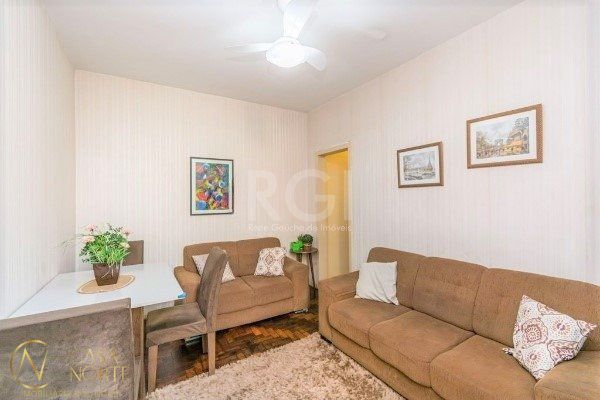 Apartamento à venda com 2 quartos, 63m², Rua Giordano Bruno no bairro Rio Branco em Porto Alegre