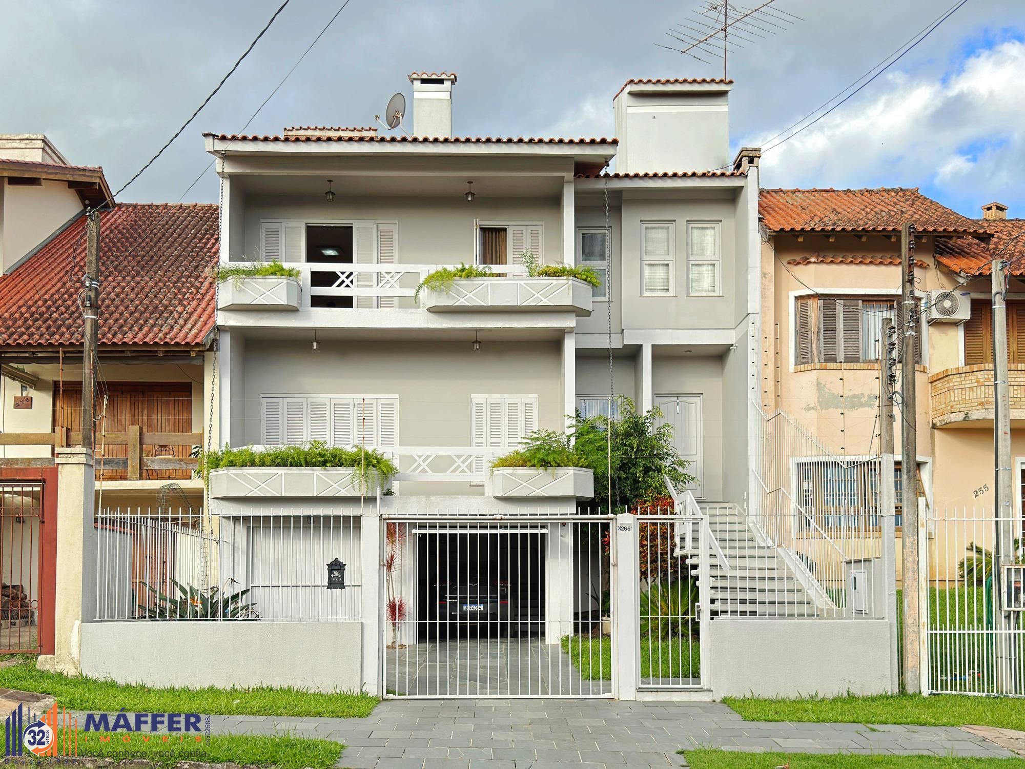 Casa, 3 quartos, 349 m² - Foto 1