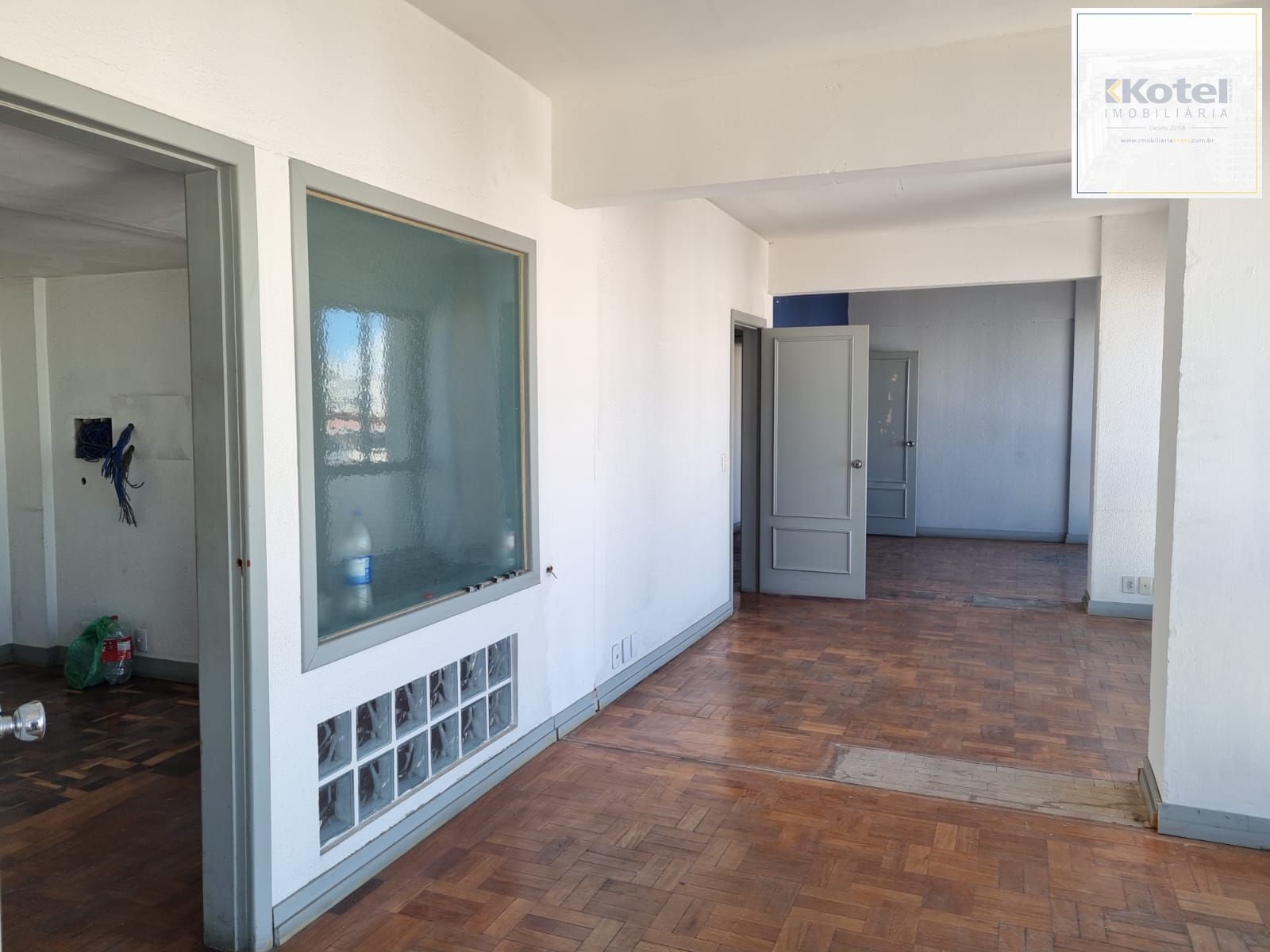 Conjunto Comercial 2 quartos à venda, 234m², Floresta - Porto Alegre
