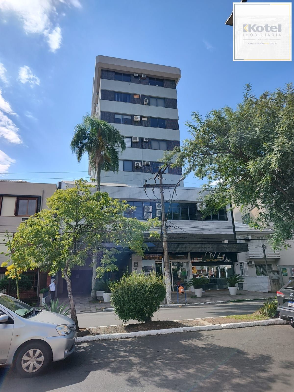 Salão comercial à venda, 32m², Menino Deus - Porto Alegre