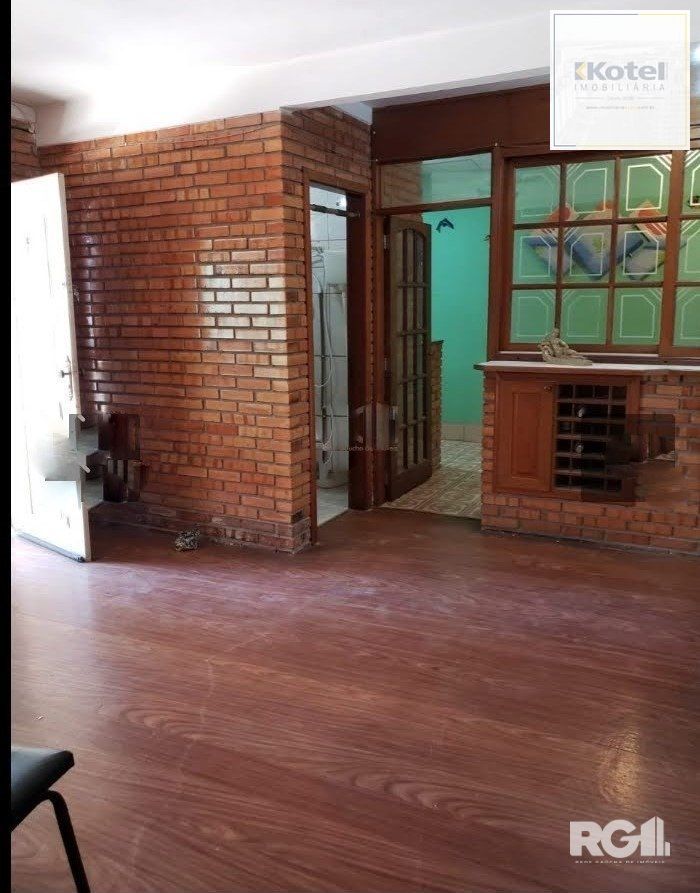 CASA 3 DORMITORIOS NA ASSIS BRASIL