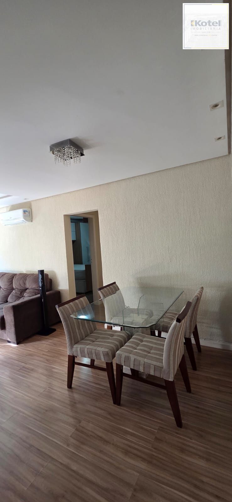 Apartamento com 02 quarto e 01 vaga no Bairro Praia de Belas em Porto Alegre