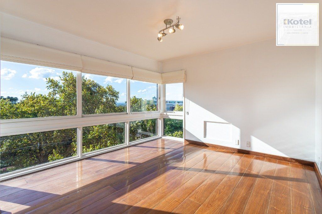 Apartamento no bairro Higienópolis com 190m² de 3 dormitórios e 2 vagas — foto 4