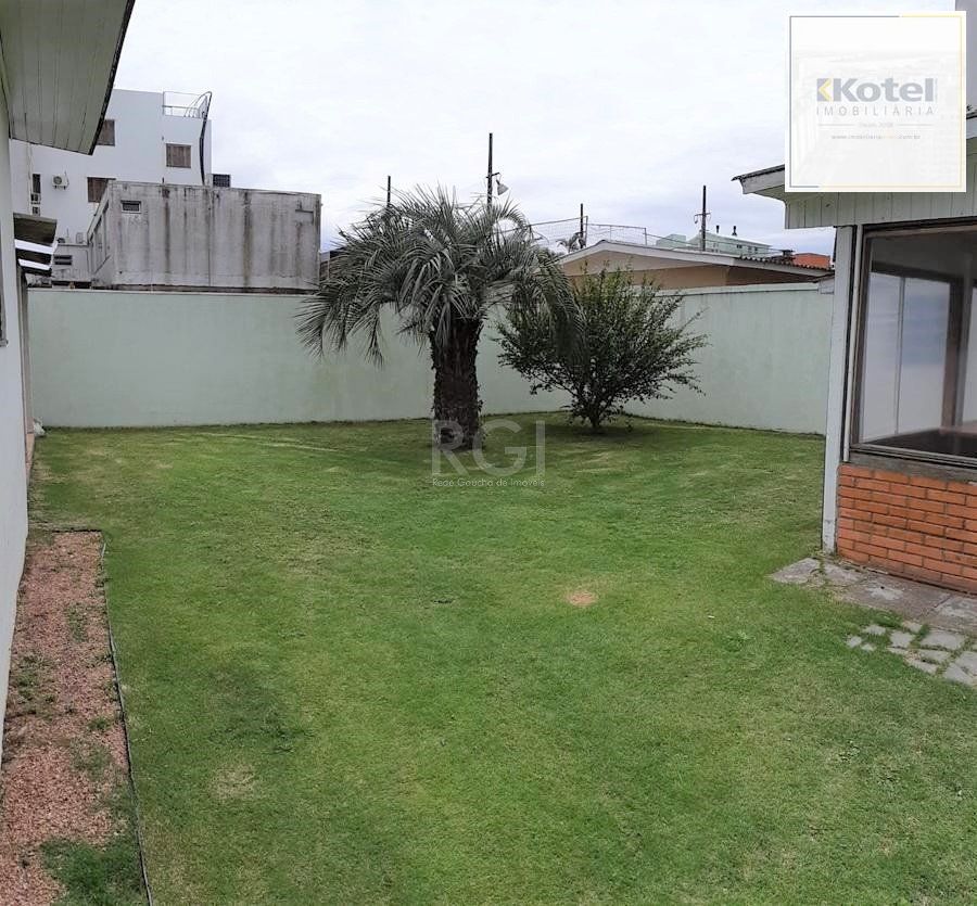 Casa no Centro de Tramandai com pátio — foto 4