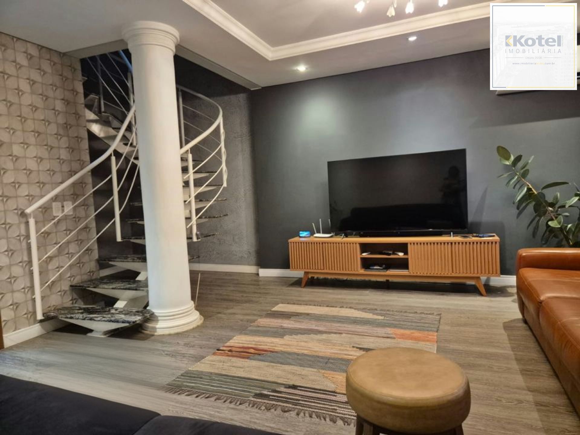 Casa de 3 dormitórios e 2 vagas de garagem coberta Canoas.