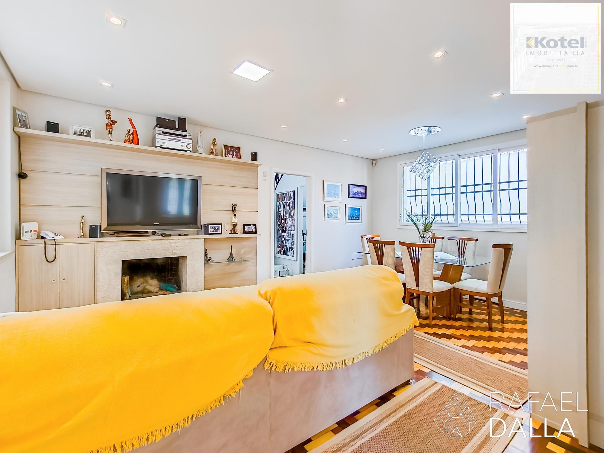 Casa com piscina e 5 vagas em frente ao Zaffari na Luiz Afonso — foto 4
