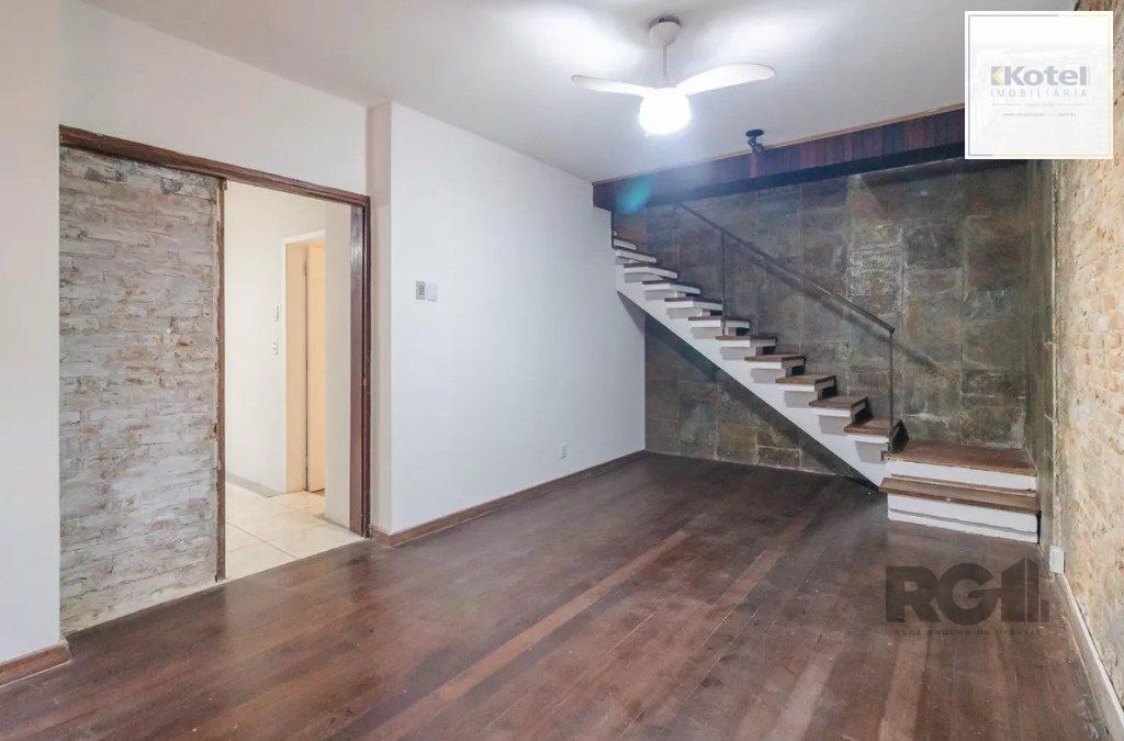 Casa para Venda - 160m², 3 dormitórios, sendo 1 suite, 2 vagas - Teresópolis — foto 4