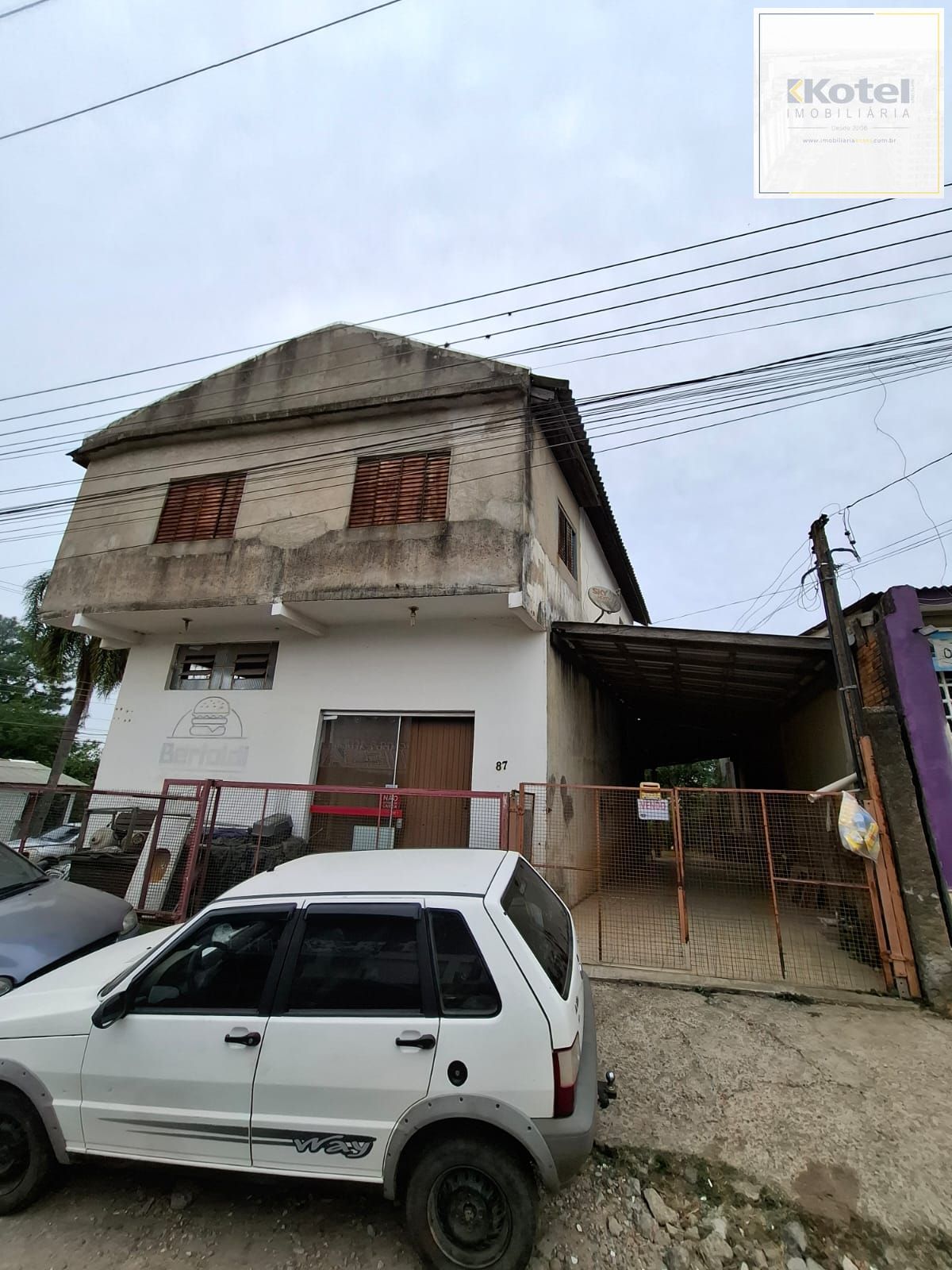 CASA COMERCIAL NO BAÍRRO  LOMBA PINHEIRO