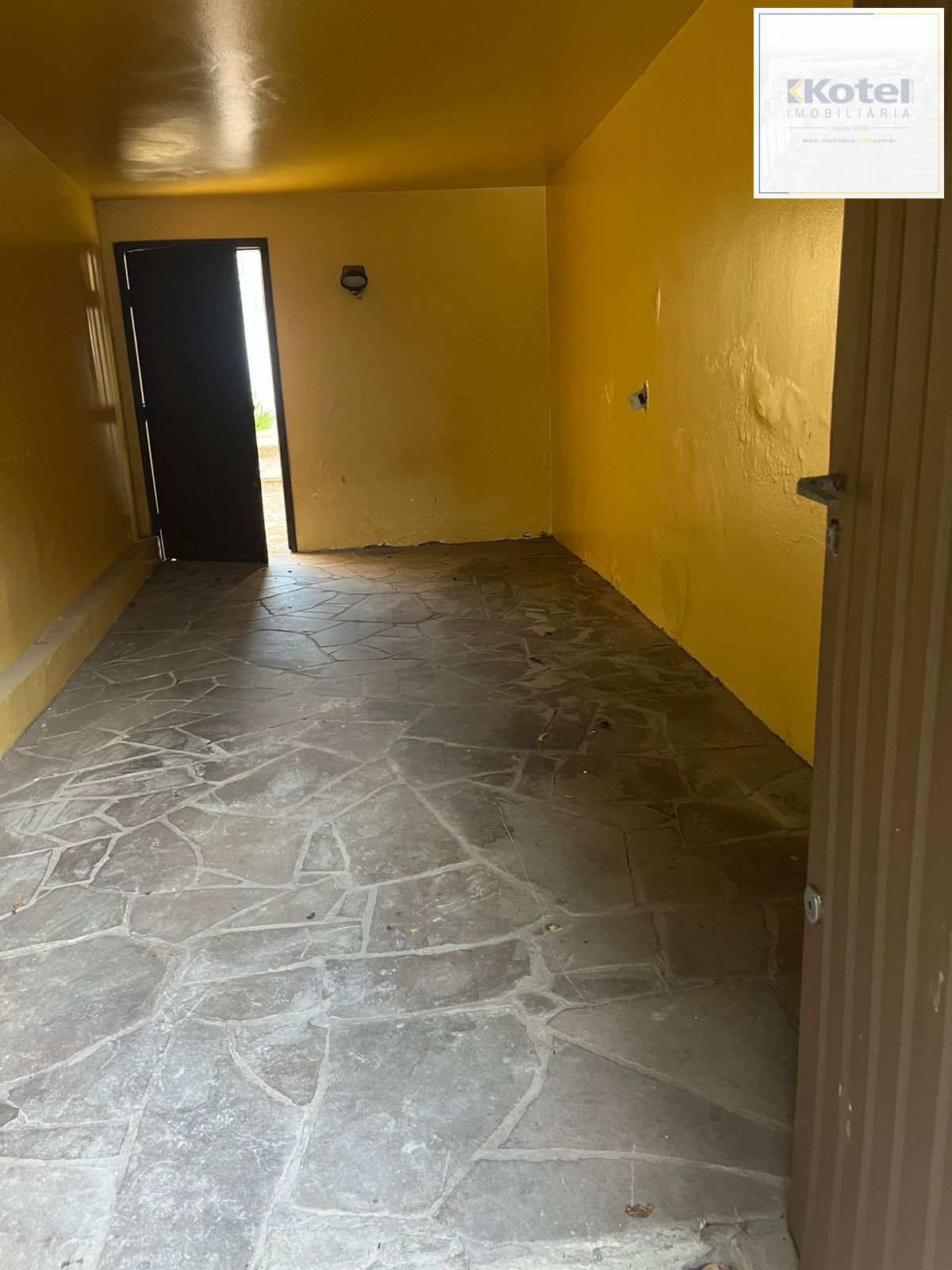 Casa ampla com potencial residencial e comercial | 220m² | Porto Alegre, Rio Grande do Sul — foto 2