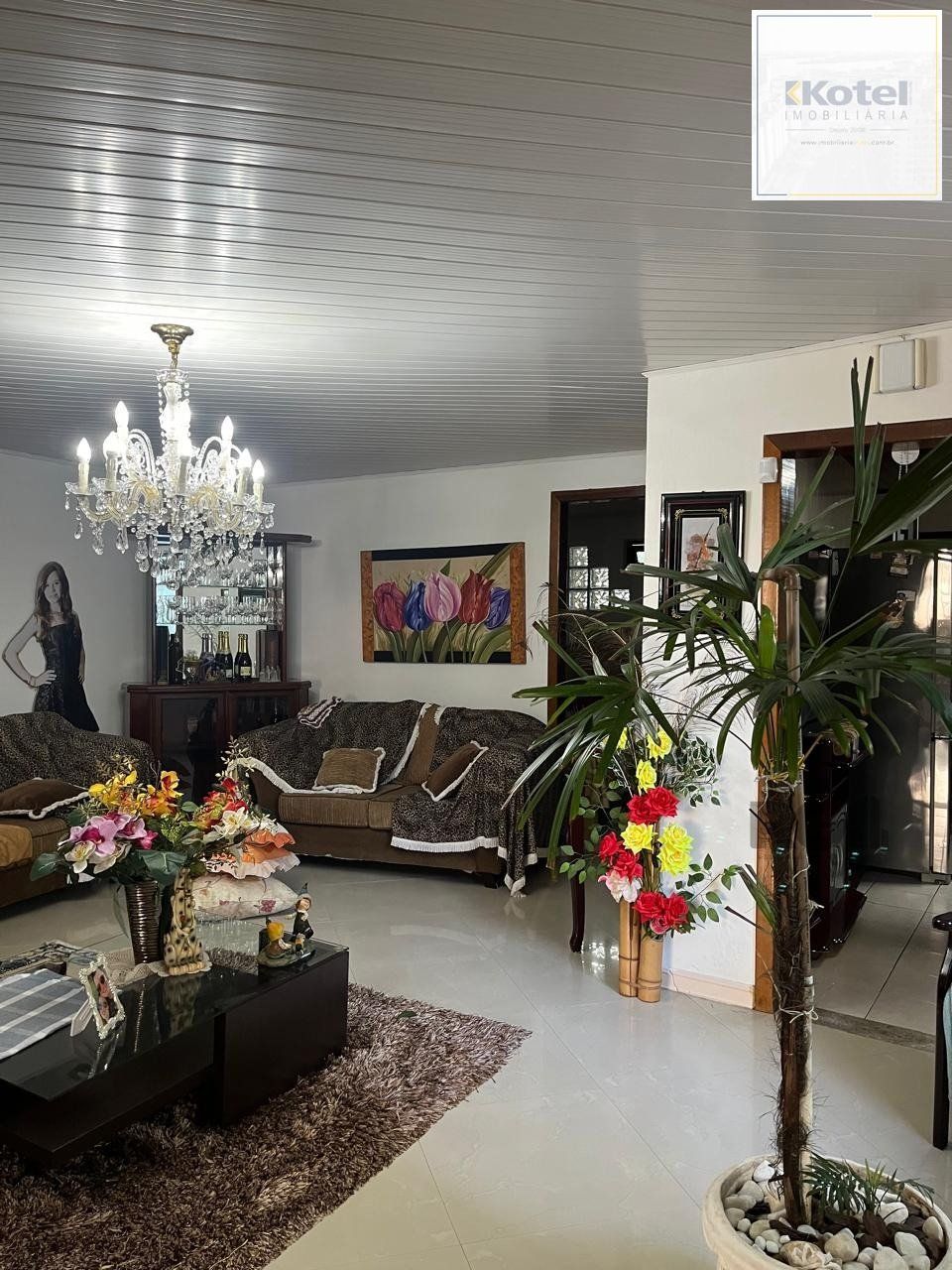 Casa 3 dormitórios, 2 vagas, Bairro Princesa Izabel