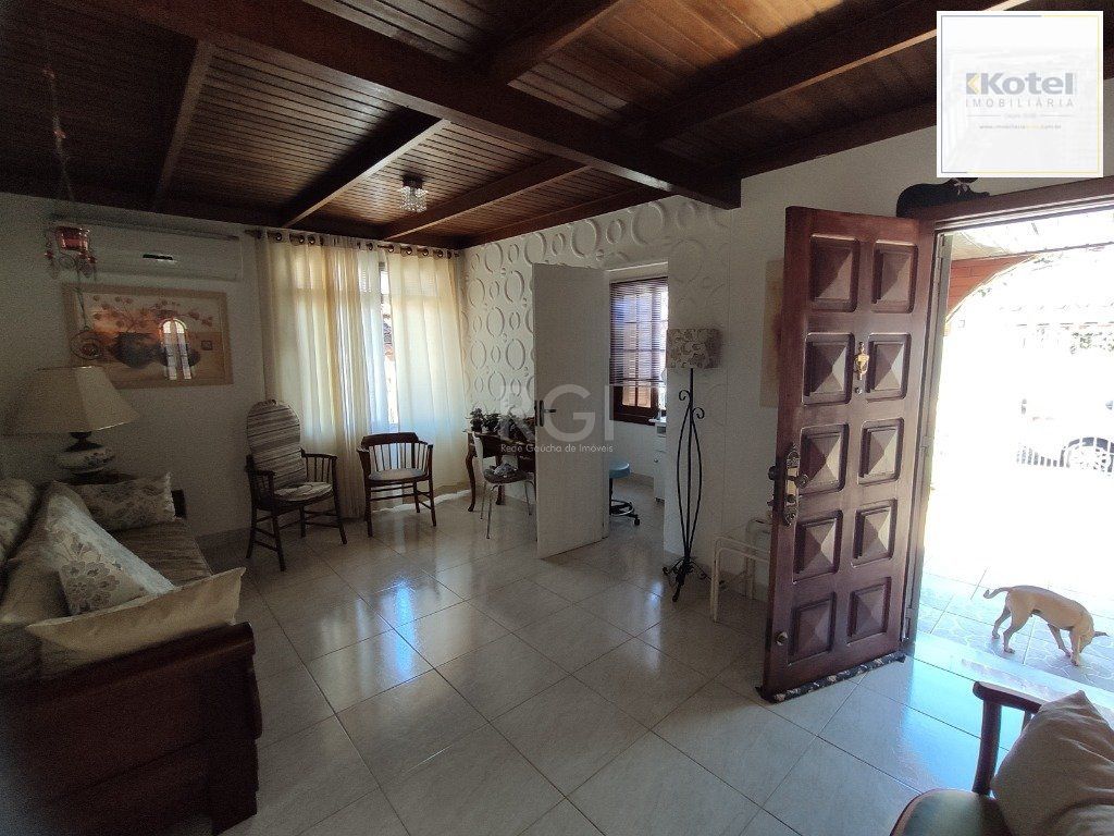 Casa para Venda - 142.8m², 4 dormitórios, 5 vagas - Teresópolis — foto 3