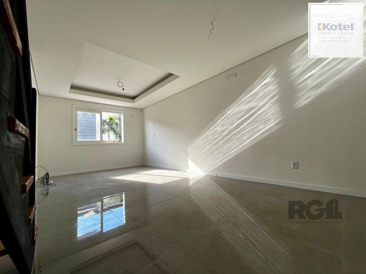 Casa 3 quartos, suíte, 2 vagas, piscina, 240m² – Vila Nova POA/RS — foto 4