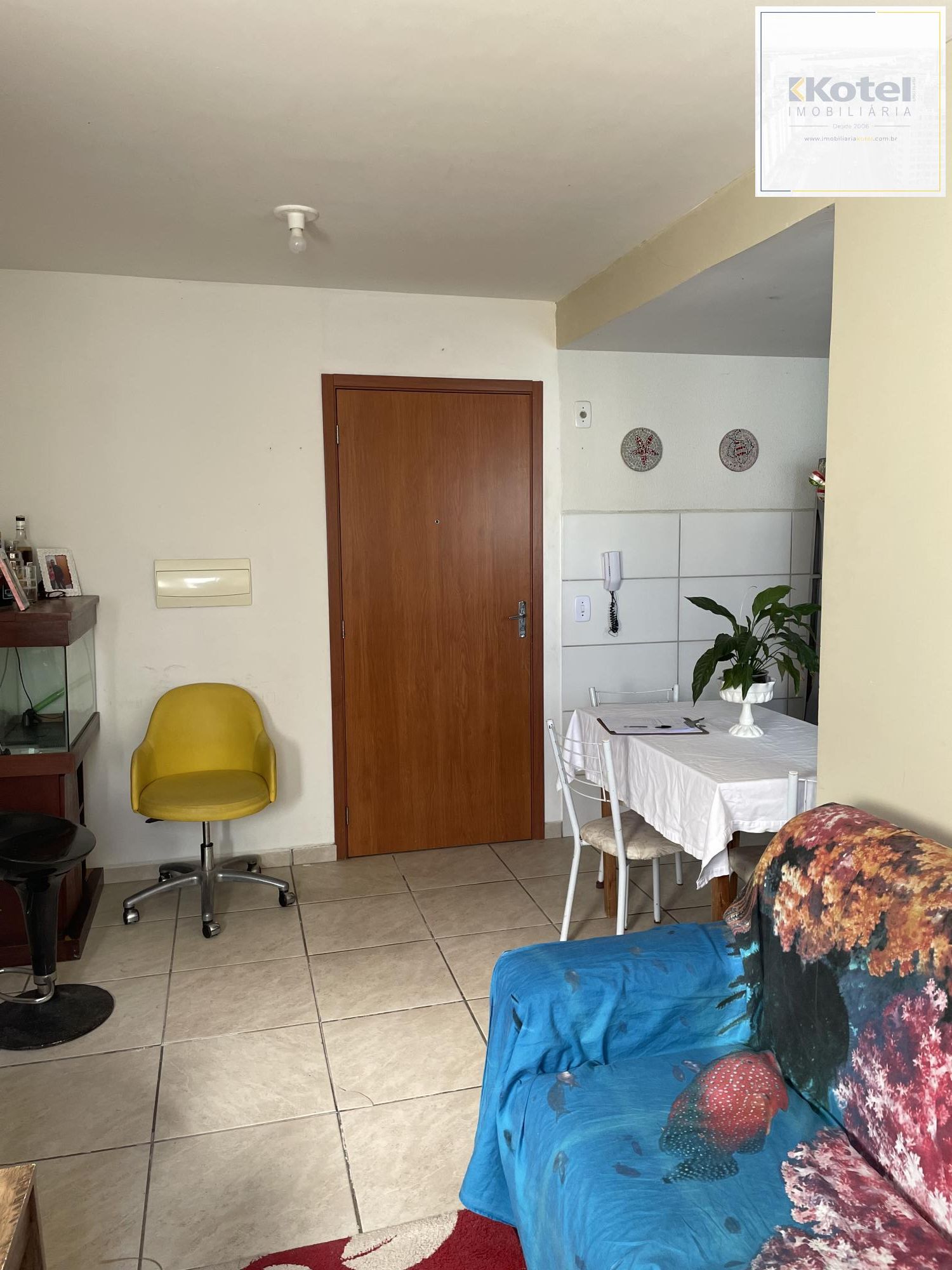 APARTAMENTO 2 QUARTOS BAIRRO CHAPÉU DO SOL