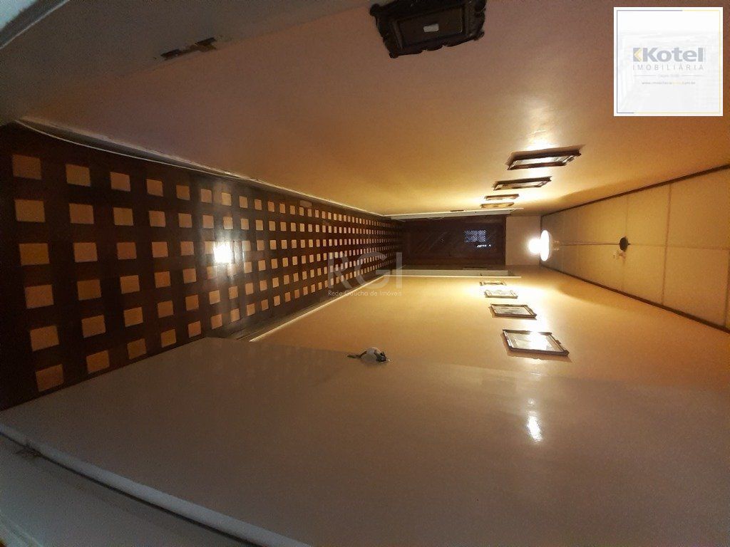 Casa para Venda - 290m², 3 dormitórios, sendo 1 suites, 3 vagas - Menino Deus — foto 5
