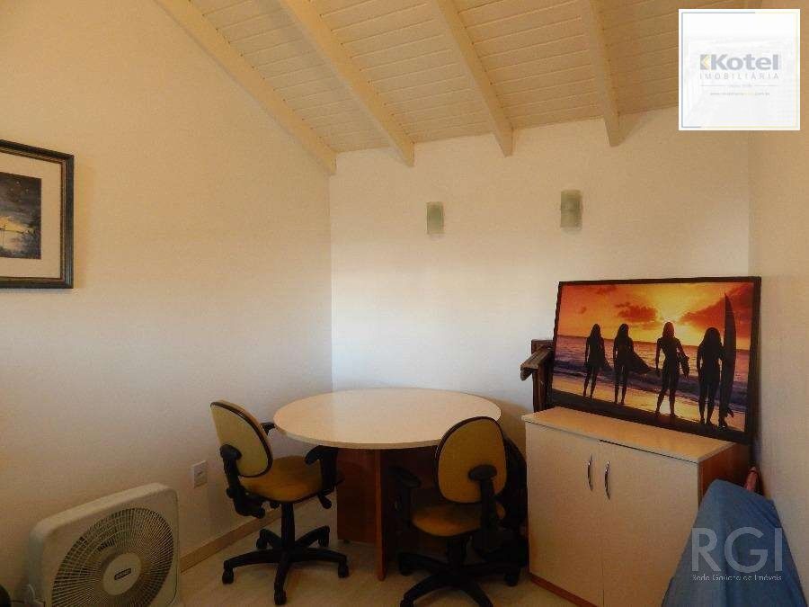 Casa Condominio para Venda - 119.3m², 4 dormitórios, sendo 4 suites, 2 vagas - Mario Quintana