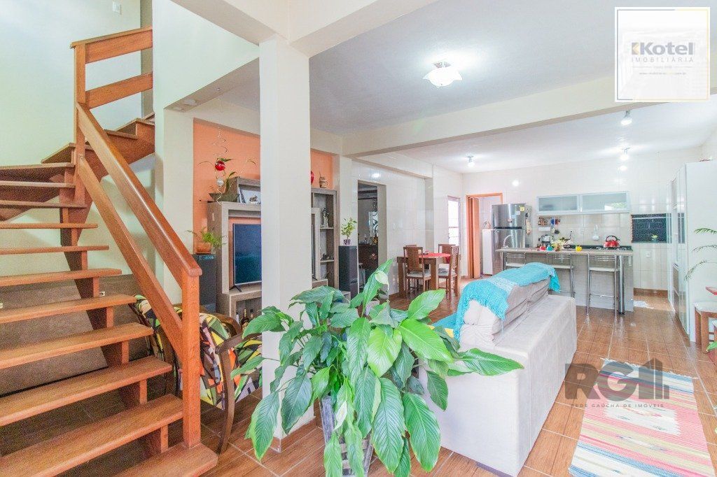 Casa com 3 dormitórios e 3 vagas no bairro Santa Tereza — foto 5