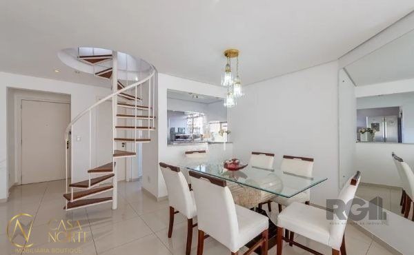 Cobertura à venda com 2 quartos, 207m², 2 vagas, Avenida Nilópolis no bairro Petrópolis em Porto Alegre