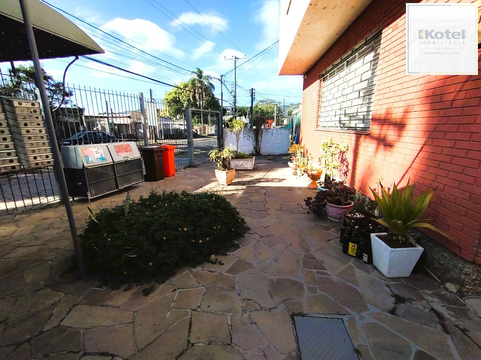 ÓTIMO APARTAMENTO JK NO BAIRRO PARTENON BEM ILUMINADO. — foto 3