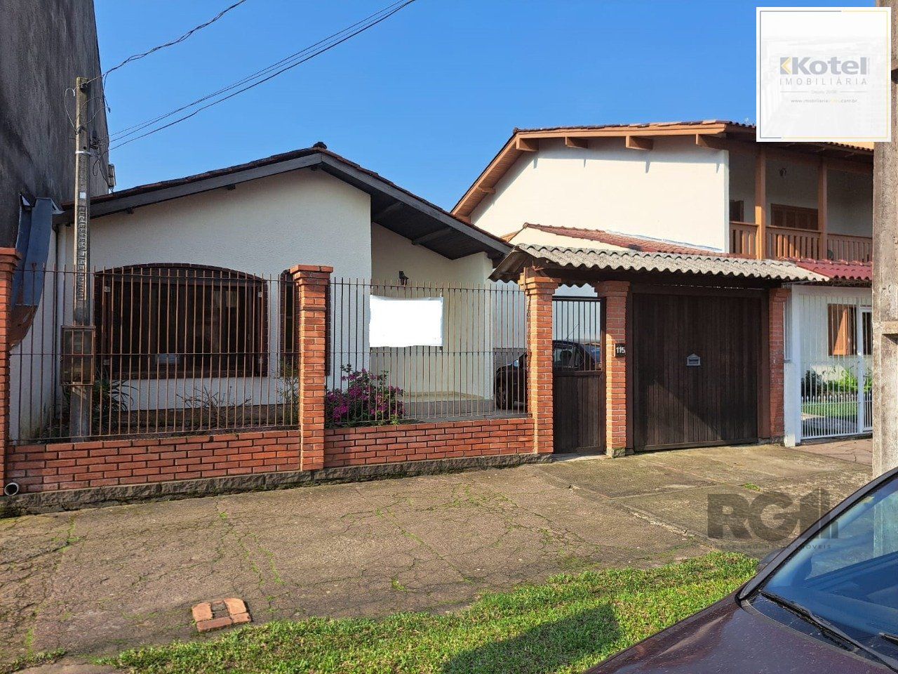 Casa 3 dormitórios, 1 suíte, vagas de garagem, Bairro Vila Marcia