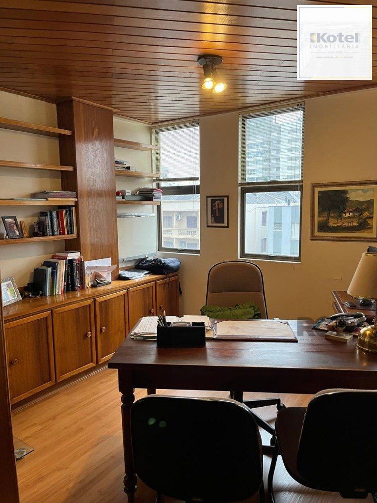 Conjunto comercia 64 m²