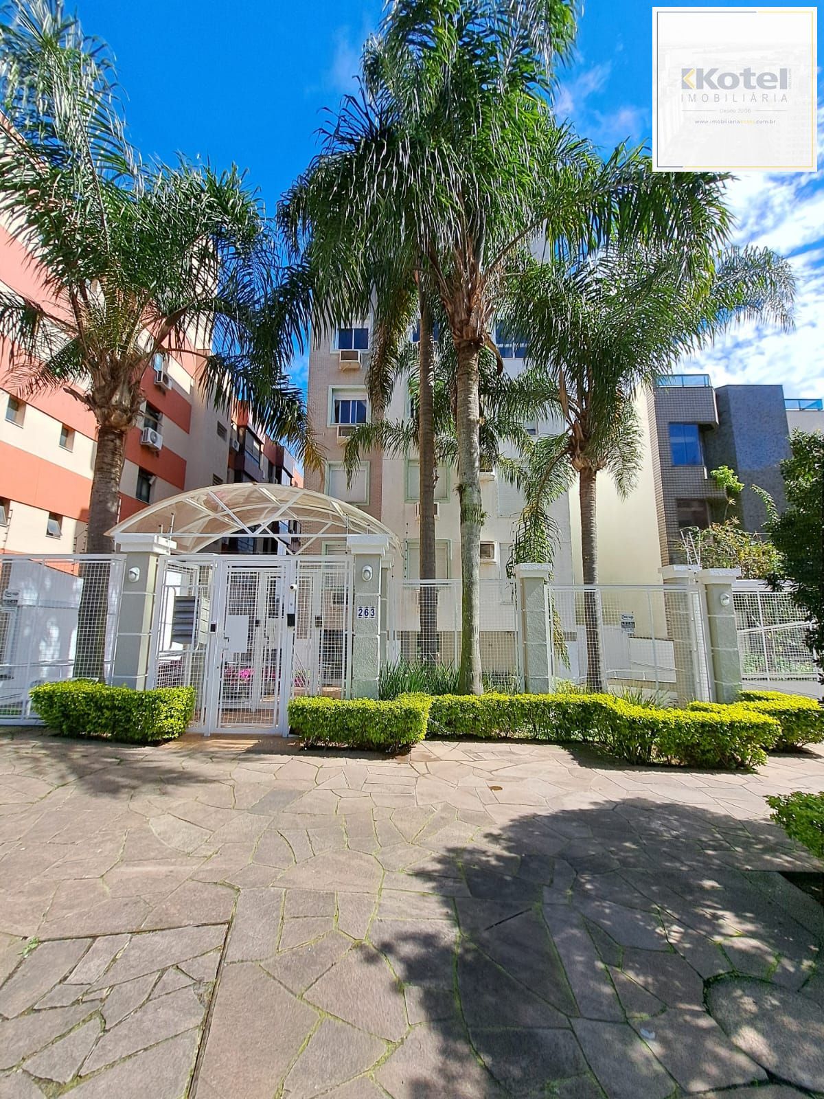 Apartamento, 2 quartos, à venda, 60 m², Menino Deus - Porto Alegre — foto 2