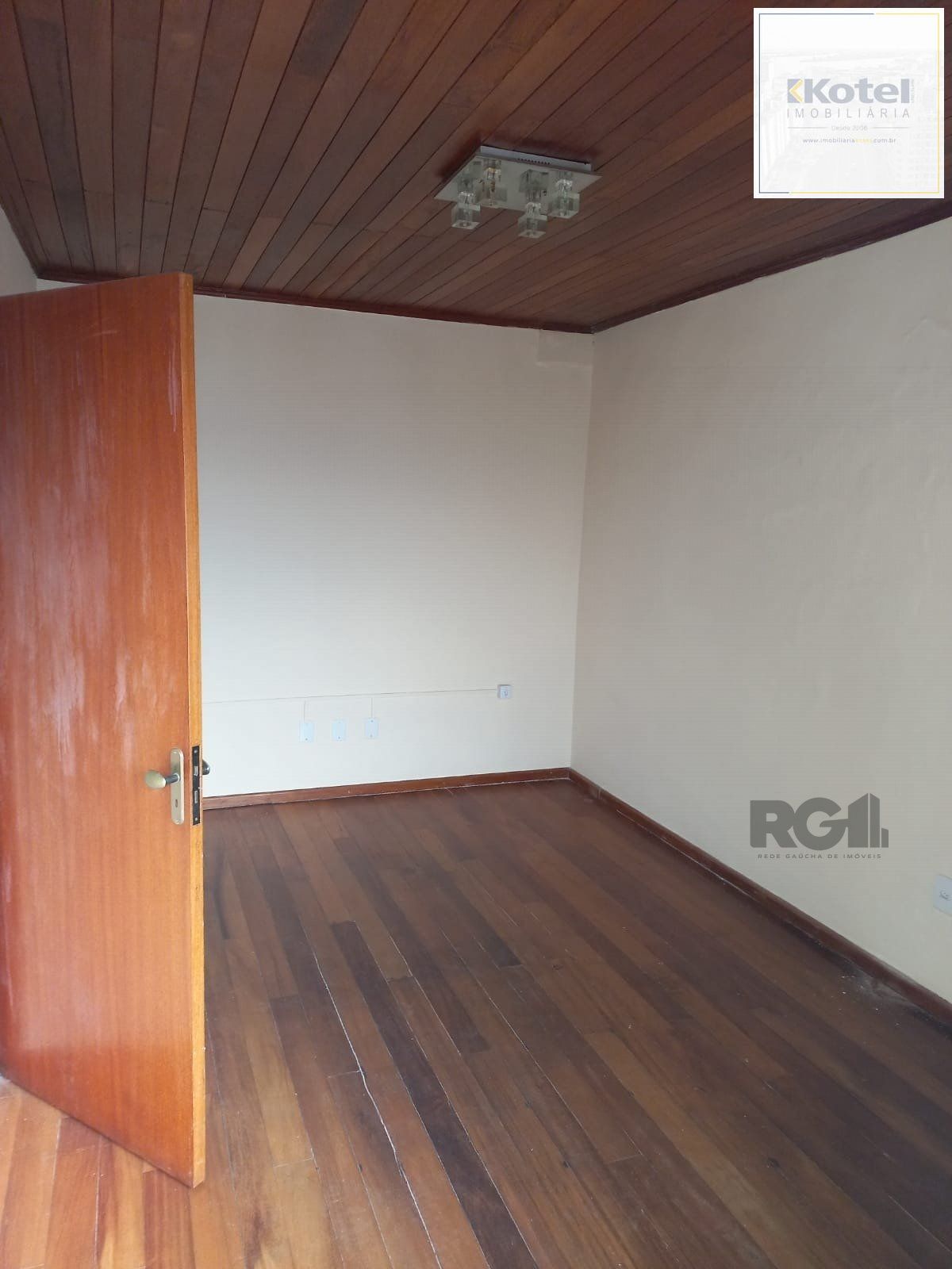 Apartamento de 2 dormitórios no centro venda