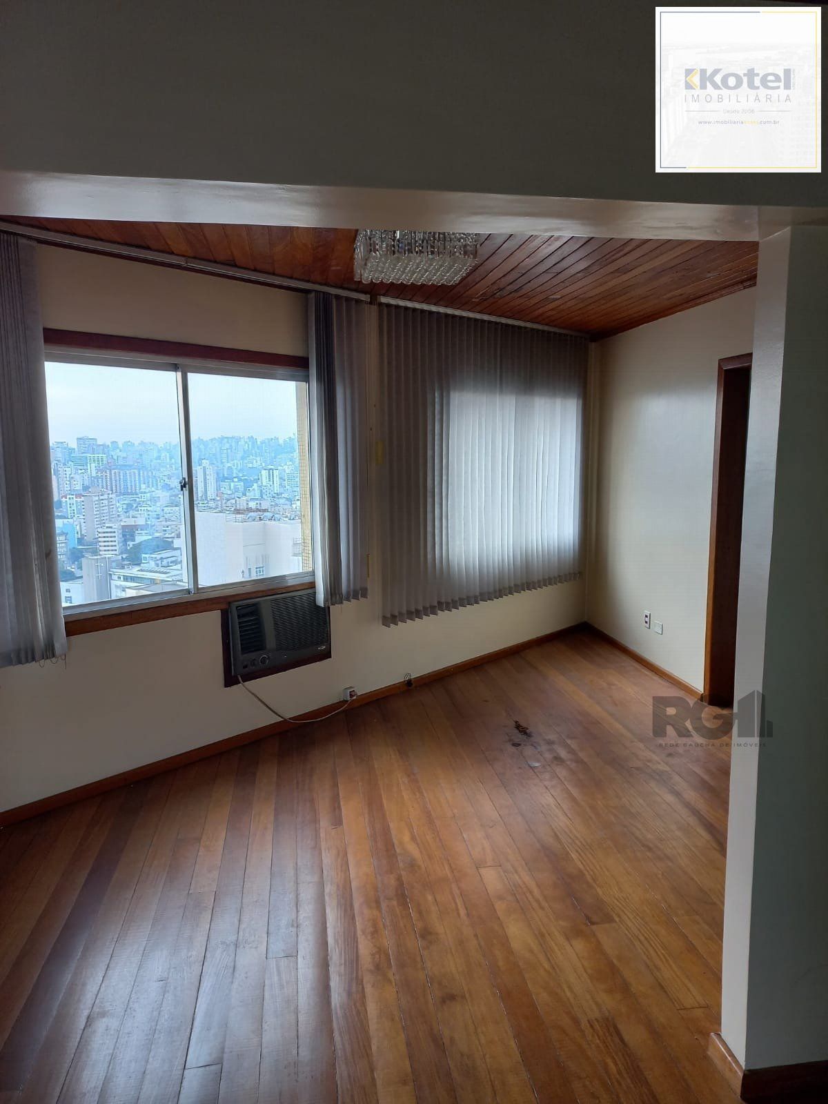Apartamento de 2 dormitórios no centro venda