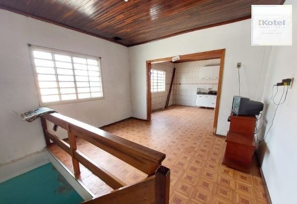 Prédio comercial e Residencial com 230m²