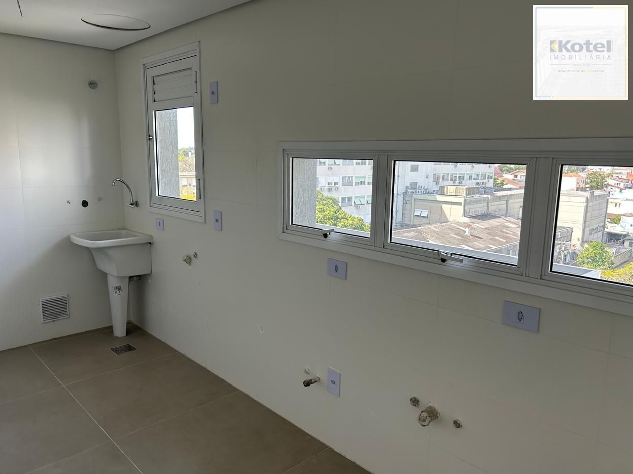 Apartamento 3 suites, 2 vagas, bairro Jardim Europa