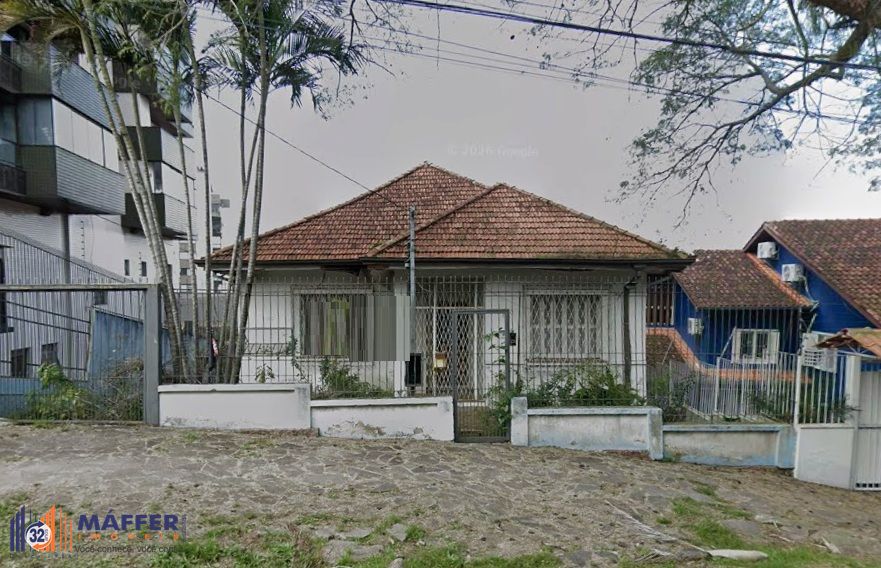 Terreno no bairro Petrópolis com 429m²