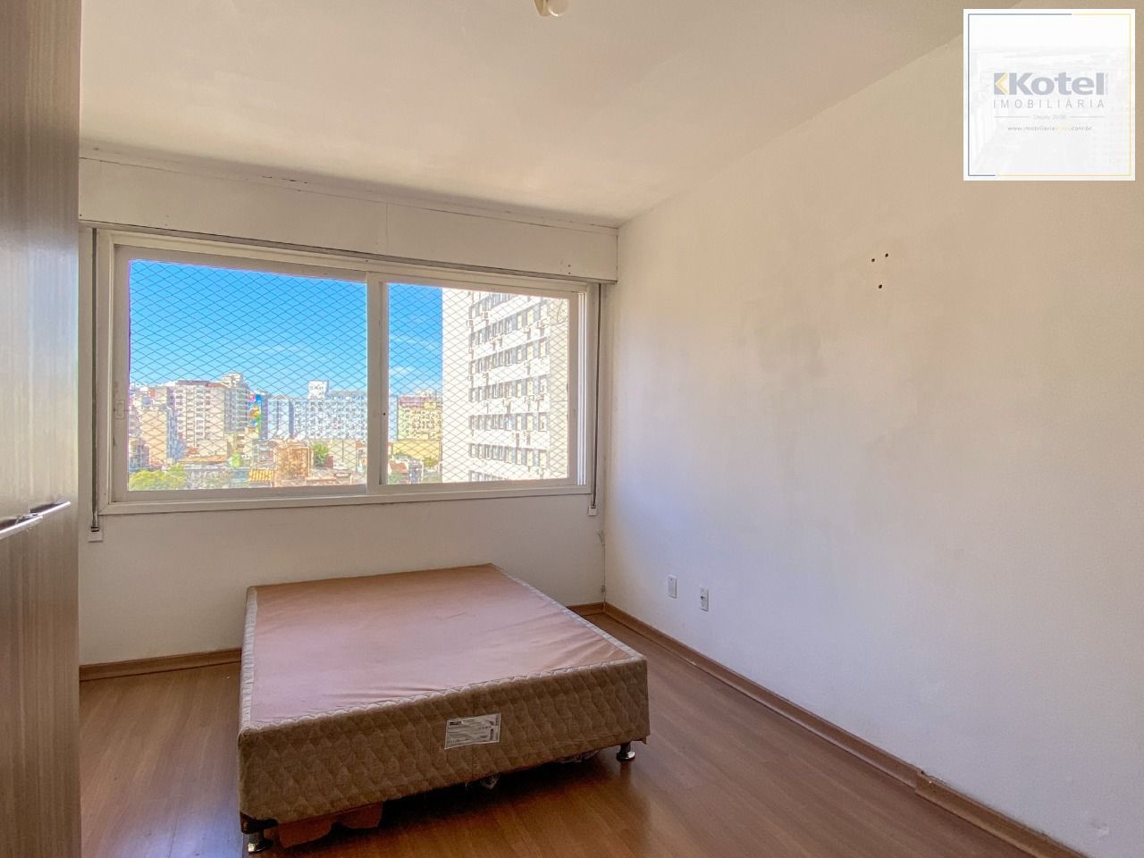 Apartamento semimobiliado com vista, no Centro Histórico — foto 2