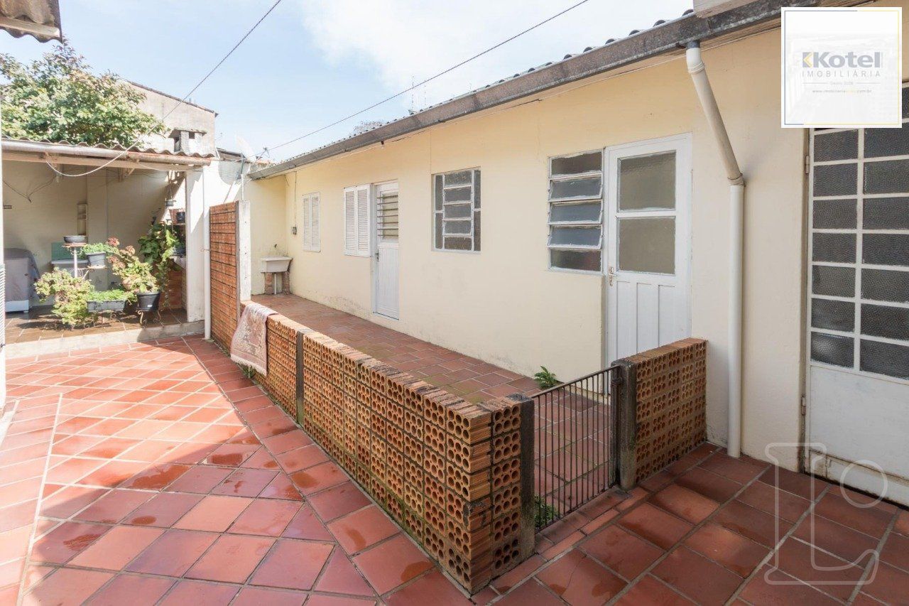 Casa 2 quartos, com anexo - Bairro Tristeza — foto 2