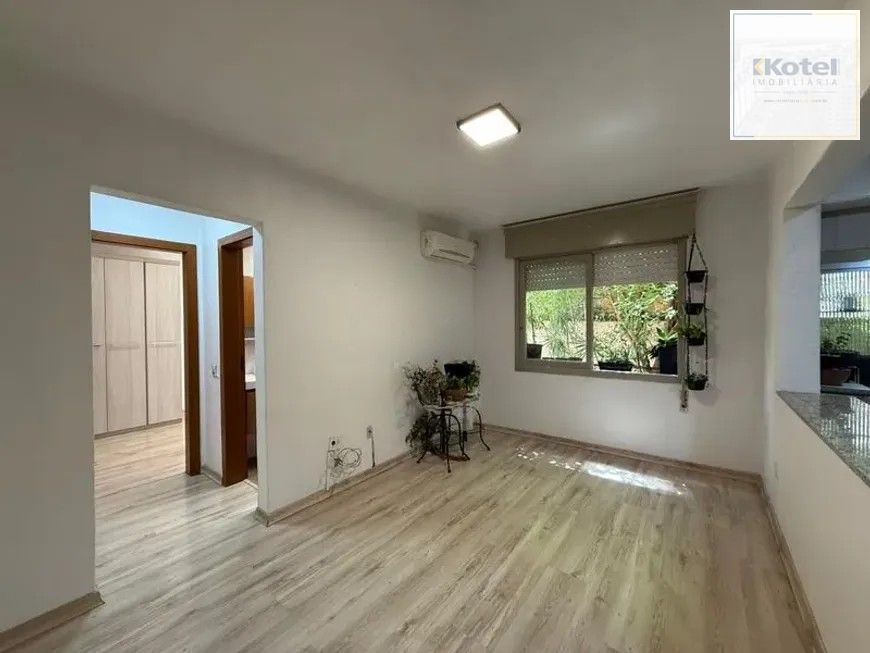 Apartamento 1 dormitório no bairro Jardim do Salso em Porto Alegre para Alugar e Venda