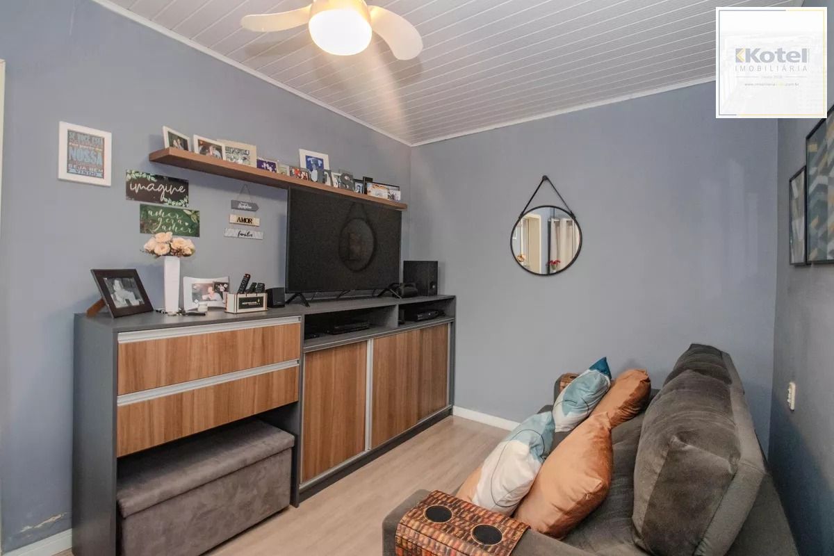 Casa com 1 quarto, churrasqueira e 4 vagas no bairro Sarandi — foto 3